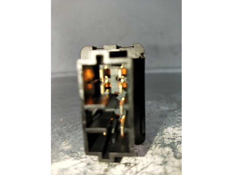 Recambio de mando elevalunas delantero derecho para peugeot 406 (8b) 2.0 hdi 110 referencia OEM IAM   99 4P