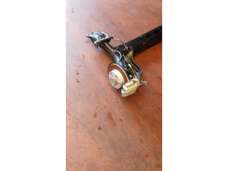 Recambio de puente trasero para audi a1 sportback (gba) 25 tfsi referencia OEM IAM DISCO/ABS  