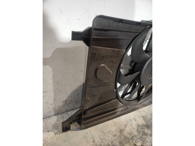 Recambio de electroventilador para ford focus berlina (cap) trend referencia OEM IAM 0130303939 3M5H8C607UF 1137328148
