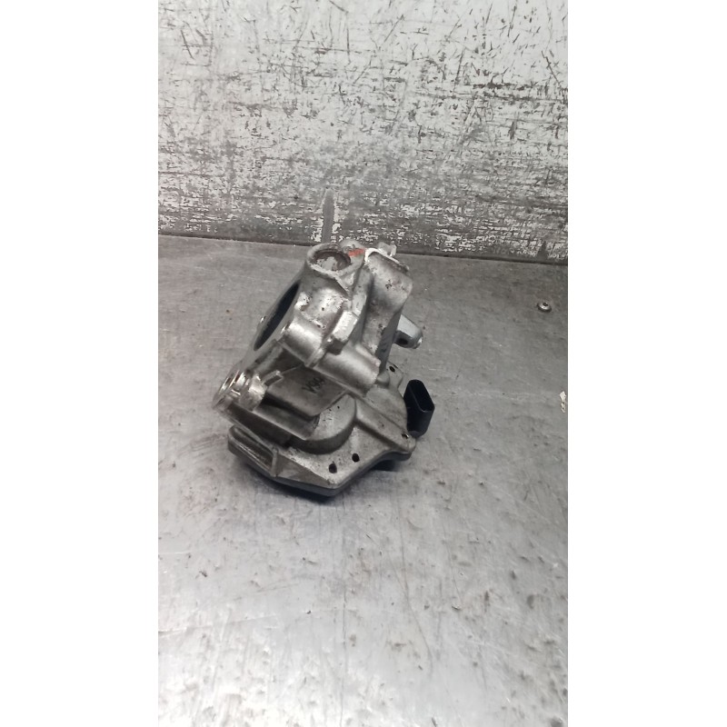 Recambio de valvula egr para mercedes-benz clase c (w204) berlina c 200 cdi blueefficiency (204.001) referencia OEM IAM A6511400