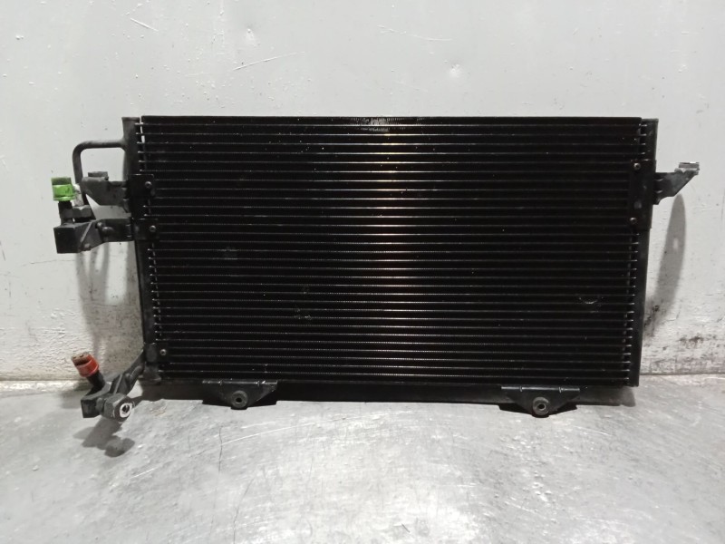Recambio de condensador / radiador aire acondicionado para audi 80 b4 sedán (8c2) 1.9 tdi referencia OEM IAM 8A0260401AB  92