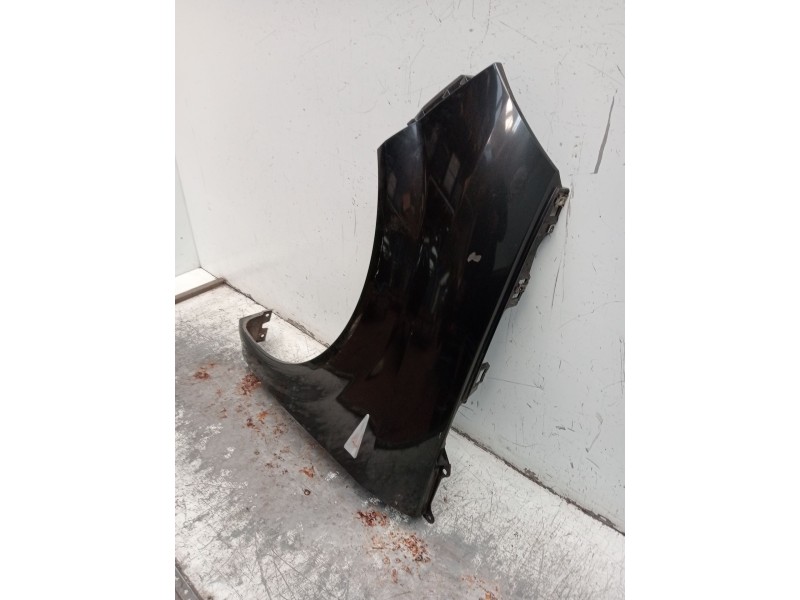 Recambio de aleta delantera izquierda para renault scénic ii (jm0/1_) 1.5 dci (jm1e, jm16) referencia OEM IAM   2006