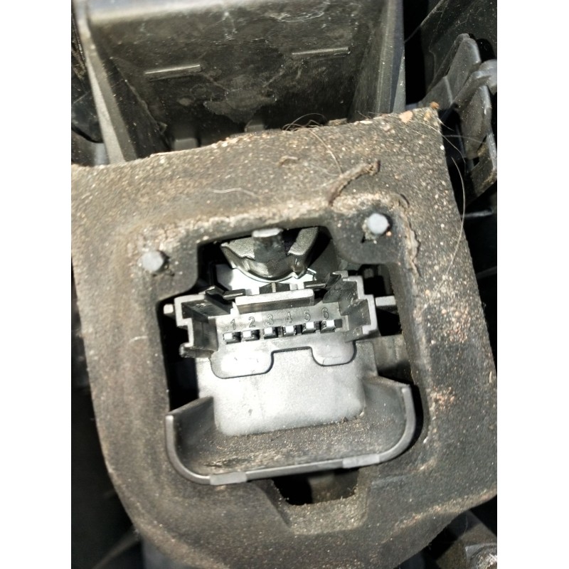 Recambio de piloto trasero izquierdo para renault scénic ii (jm0/1_) 1.5 dci (jm1e, jm16) referencia OEM IAM   