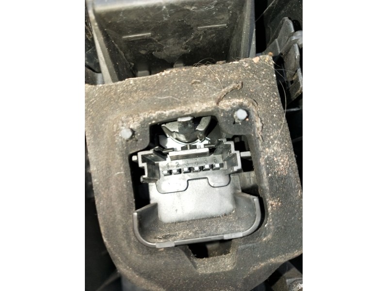 Recambio de piloto trasero izquierdo para renault scénic ii (jm0/1_) 1.5 dci (jm1e, jm16) referencia OEM IAM   