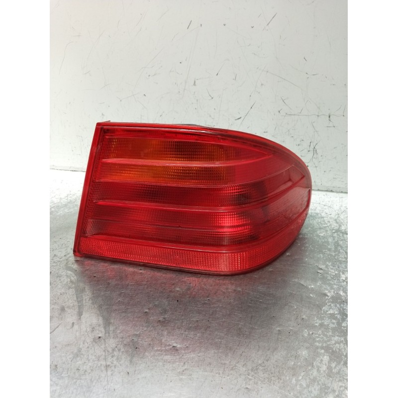 Recambio de piloto trasero derecho para mercedes-benz clase e (w210) e 220 d (210.004) referencia OEM IAM A2108204464 197202SWLR