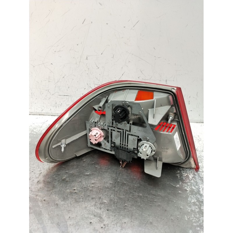 Recambio de piloto trasero derecho para mercedes-benz clase e (w210) e 220 d (210.004) referencia OEM IAM A2108204464 197202SWLR