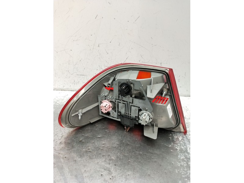 Recambio de piloto trasero derecho para mercedes-benz clase e (w210) e 220 d (210.004) referencia OEM IAM A2108204464 197202SWLR