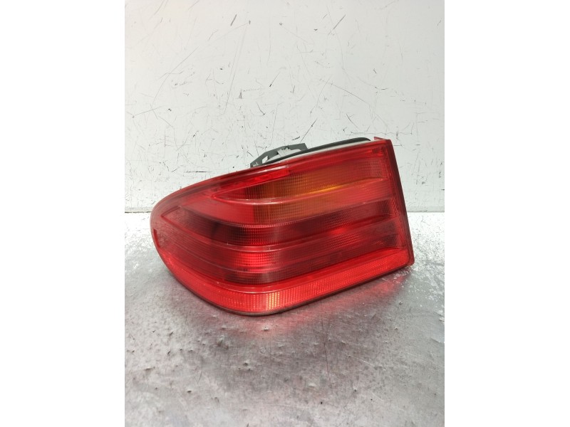 Recambio de piloto trasero izquierdo para mercedes-benz clase e (w210) e 220 d (210.004) referencia OEM IAM A2108204364 197201 1