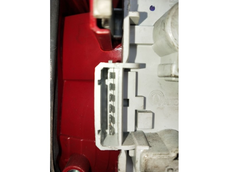 Recambio de piloto trasero izquierdo para skoda octavia ii (1z3) 1.9 tdi referencia OEM IAM   2004