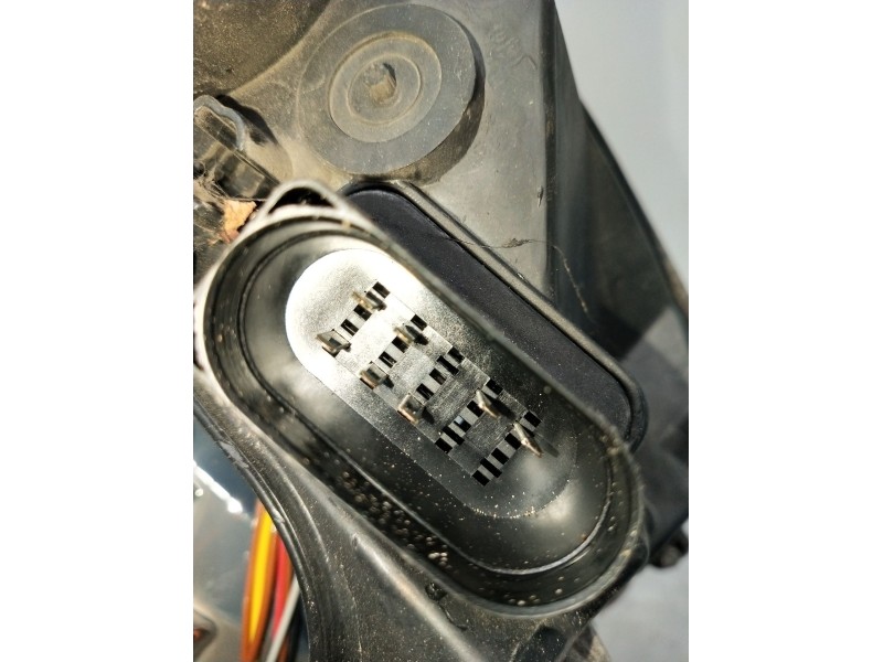 Recambio de faro derecho para ford focus ii (da_, hcp, dp) 1.6 referencia OEM IAM   2005