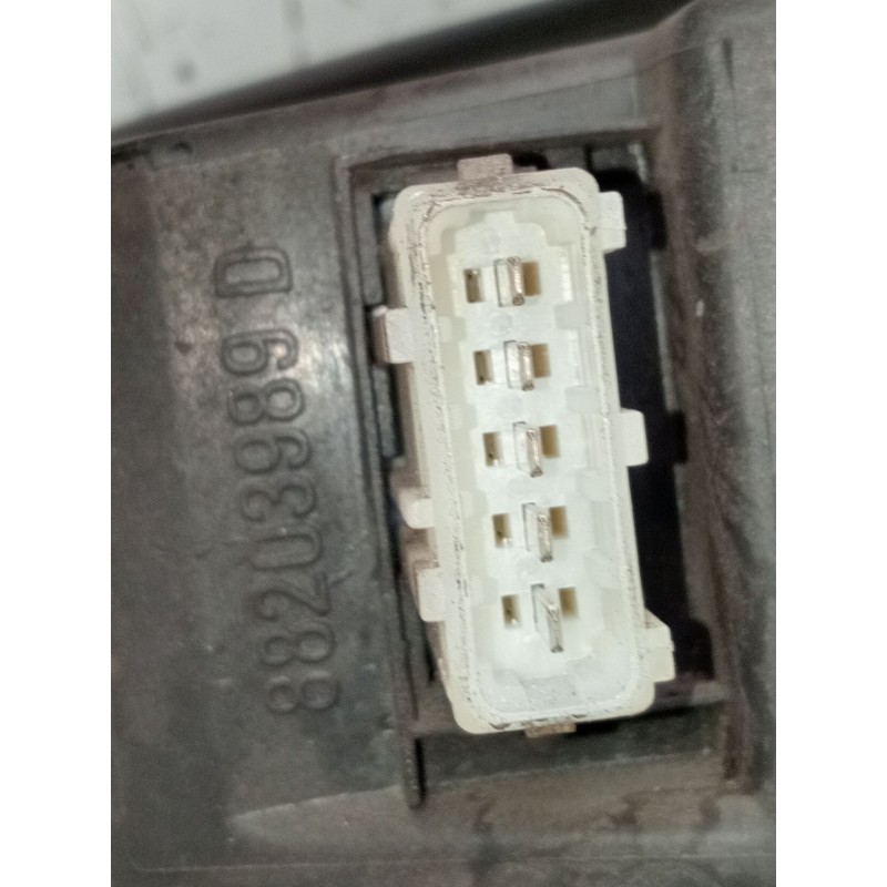 Recambio de faro derecho para peugeot 306 (7b, n3, n5) 2.0 hdi 90 referencia OEM IAM 89003847 087487 