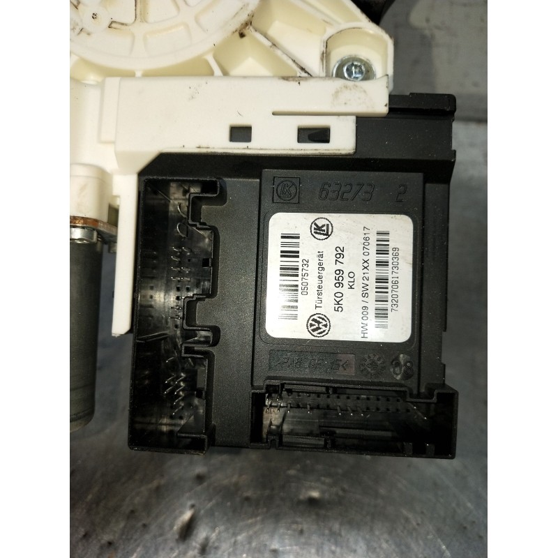 Recambio de elevalunas delantero derecho para volkswagen caddy iv furgoneta/monovolumen (saa, sah) 2.0 tdi referencia OEM IAM 5K