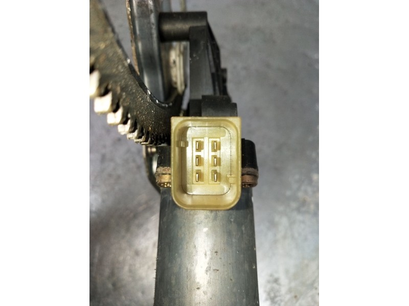 Recambio de elevalunas delantero derecho para mercedes-benz clase e (w210) e 220 d (210.004) referencia OEM IAM   1995 4P