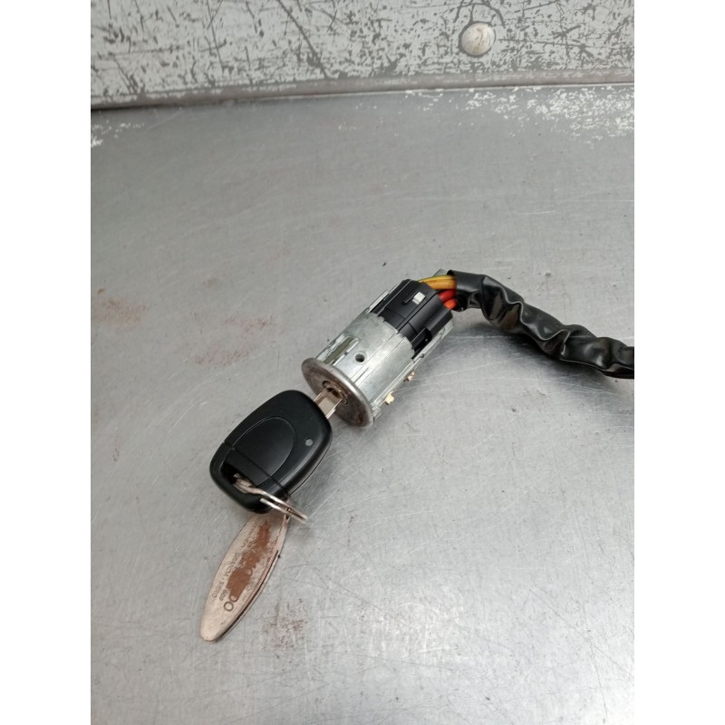 Recambio de conmutador de arranque para renault clio ii (bb_, cb_) 1.5 dci (b/cb07) referencia OEM IAM 2H302B  