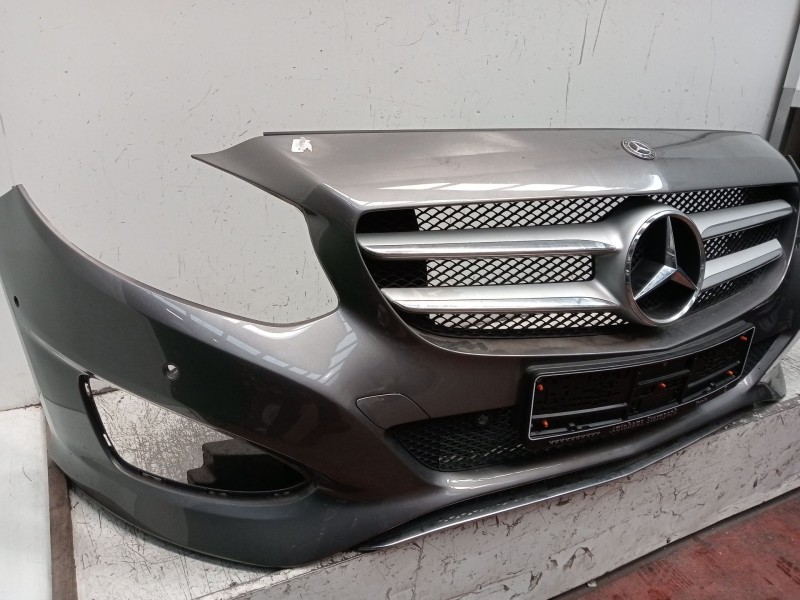 Recambio de paragolpes delantero para mercedes-benz clase b (w246) b 180 be (246.242) referencia OEM IAM  OJO VER FOTOS RAJA PAR