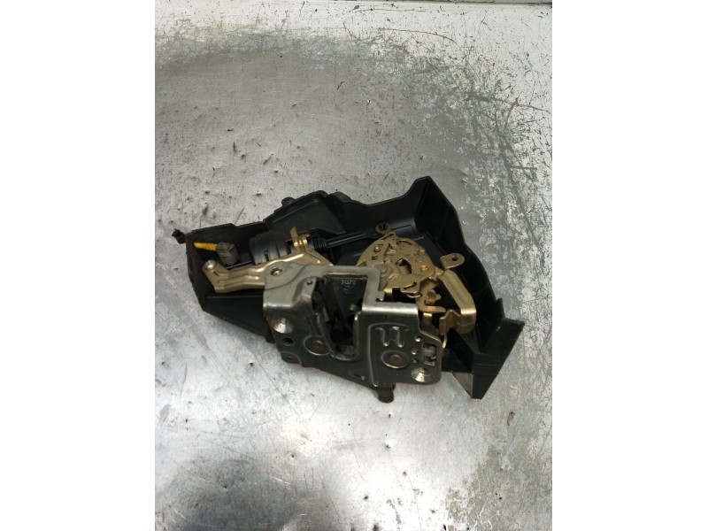 Recambio de motor cierre centralizado trasero derecho para mercedes-benz clase e (w210) e 220 d (210.004) referencia OEM IAM 202