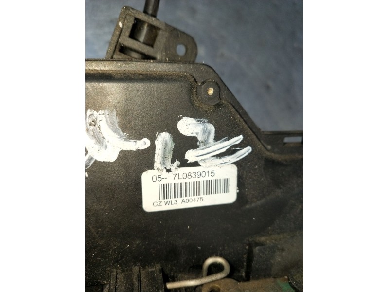Recambio de motor cierre centralizado trasero izquierdo para skoda octavia ii (1z3) 1.9 tdi referencia OEM IAM 057L0839015  2004