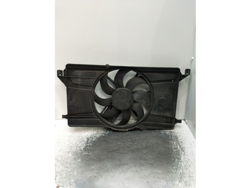 Recambio de electroventilador para ford focus ii (da_, hcp, dp) 1.6 referencia OEM IAM 3M518C607EC  2005