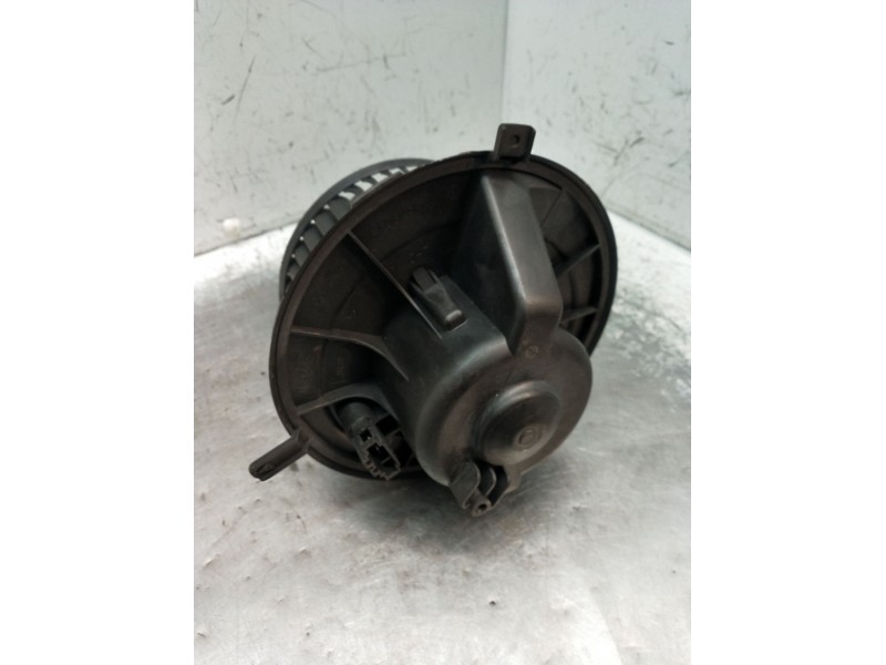 Recambio de motor calefaccion para skoda octavia ii (1z3) 1.9 tdi referencia OEM IAM 1K819015  2004