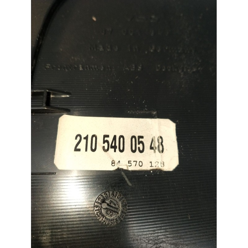 Recambio de cuadro instrumentos para mercedes-benz clase e (w210) e 220 d (210.004) referencia OEM IAM 2105400548 88311265 1995