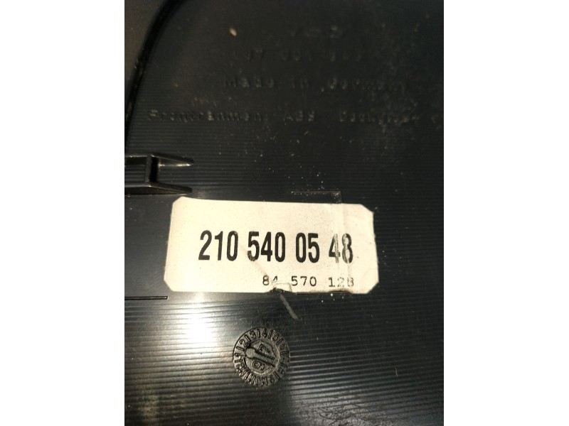 Recambio de cuadro instrumentos para mercedes-benz clase e (w210) e 220 d (210.004) referencia OEM IAM 2105400548 88311265 1995