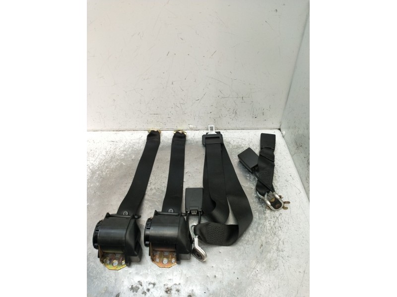 Recambio de juego cinturones trasero para mercedes-benz clase e (w210) e 220 d (210.004) referencia OEM IAM   1995 4P