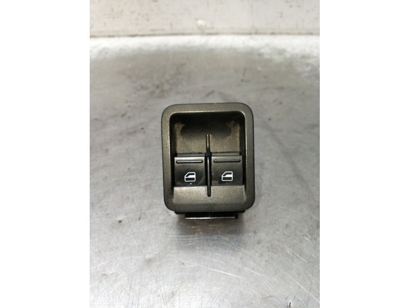 Recambio de mando elevalunas delantero izquierdo para volkswagen caddy iv furgoneta/monovolumen (saa, sah) 2.0 tdi referencia OE