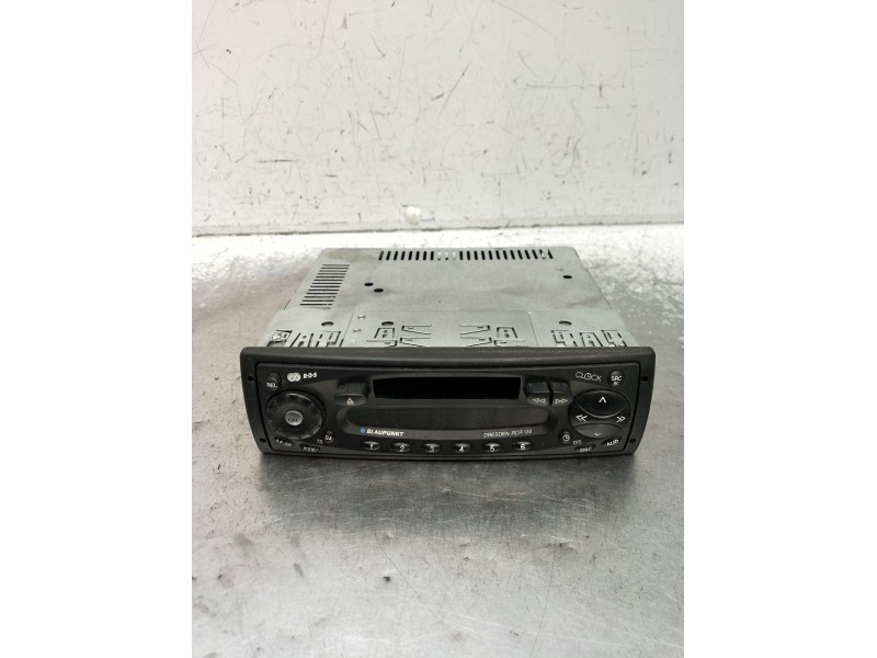 Recambio de sistema audio / radio cd para mercedes-benz clase e (w210) e 220 d (210.004) referencia OEM IAM 7648501510 BP8501W90