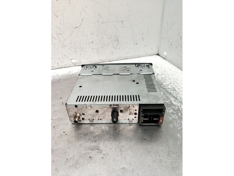 Recambio de sistema audio / radio cd para mercedes-benz clase e (w210) e 220 d (210.004) referencia OEM IAM 7648501510 BP8501W90