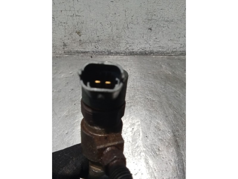 Recambio de inyector para opel zafira / zafira family b (a05) 1.9 cdti (m75) referencia OEM IAM 0445110276  1404710078623