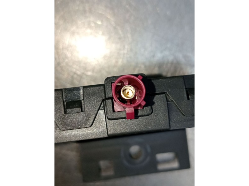 Recambio de modulo electronico para dacia sandero iii 1.0 tce 90 eco-g referencia OEM IAM 282124407R R16D276 