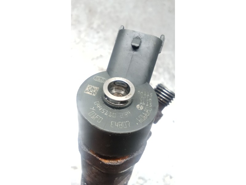 Recambio de inyector para citroën jumpy ii furgoneta 1.6 hdi 90 16v referencia OEM IAM 606680 0445110239 BOSCH