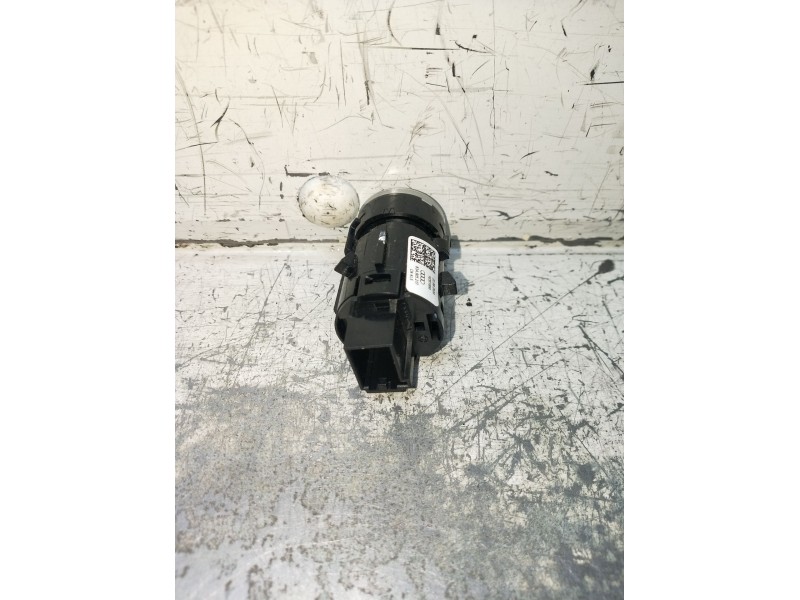 Recambio de modulo electronico para audi a3 sportback (8ya, 8yf) 35 tdi referencia OEM IAM 10351890 START STOP 83A905217