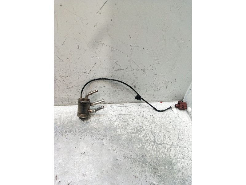 Recambio de inyector para audi a3 sportback (8ya, 8yf) 35 tdi referencia OEM IAM 044402514G ADBLUE 