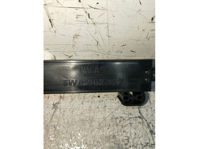 Recambio de modulo electronico para audi a3 sportback (8ya, 8yf) 35 tdi referencia OEM IAM 5FA22407500 5WA962132 