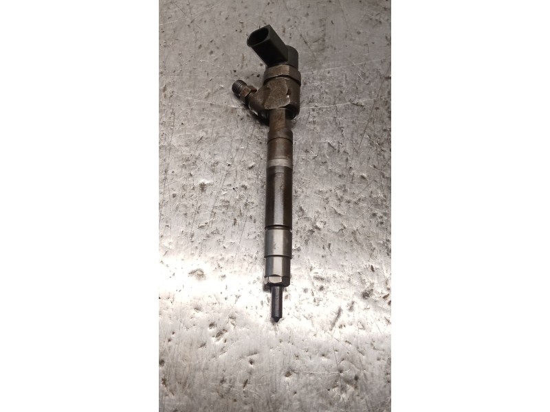 Recambio de inyector para mercedes-benz sprinter 02.00  caja abierta 311 cdi (903.611-612-613) referencia OEM IAM A6110701687 09