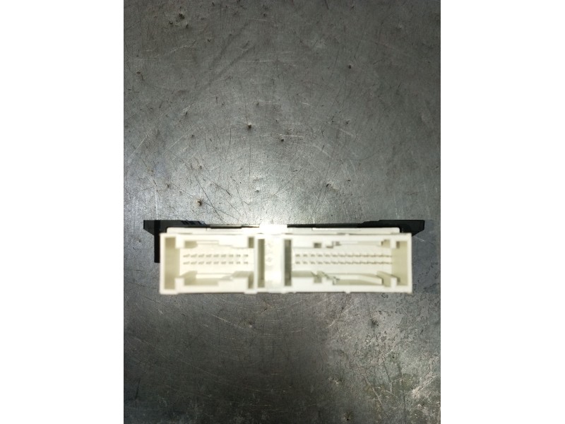 Recambio de modulo electronico para land rover discovery v (l462) 2.0 sd4 4x4 referencia OEM IAM JPLA15C859AL D25KEE163903 2016