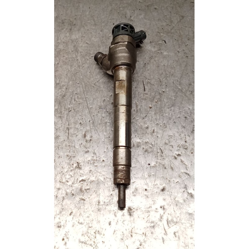 Recambio de inyector para land rover discovery v (l462) 2.0 sd4 4x4 referencia OEM IAM G4D39K546BB 0445110701 BOSCH