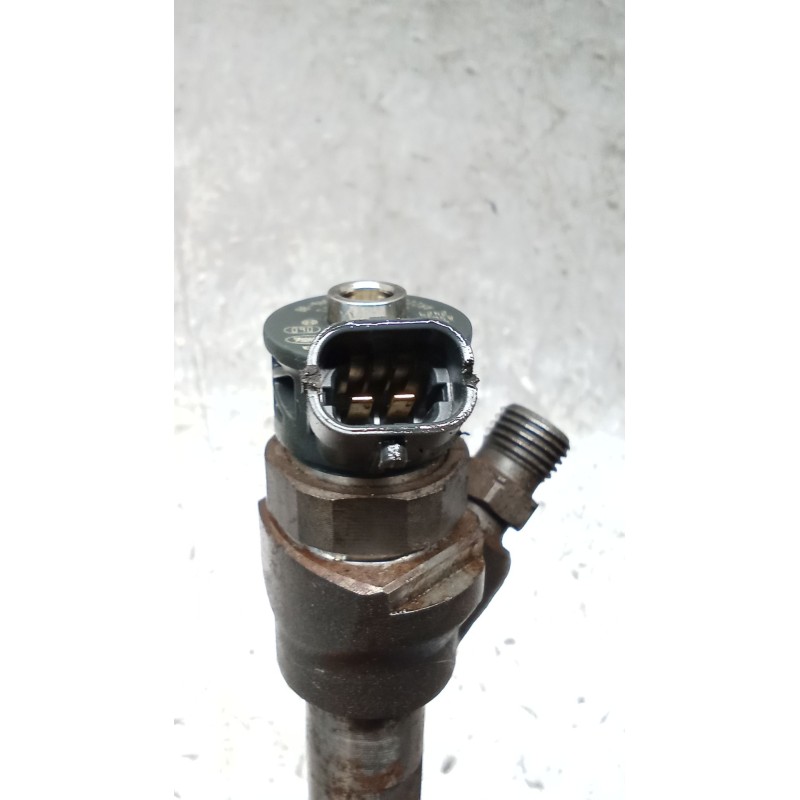 Recambio de inyector para land rover discovery v (l462) 2.0 sd4 4x4 referencia OEM IAM G4D39K546BB 0445110701 BOSCH