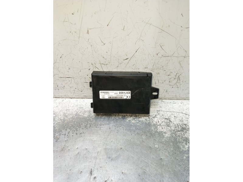 Recambio de modulo electronico para renault captur dynamique referencia OEM IAM 284B13555R 26156150 2013