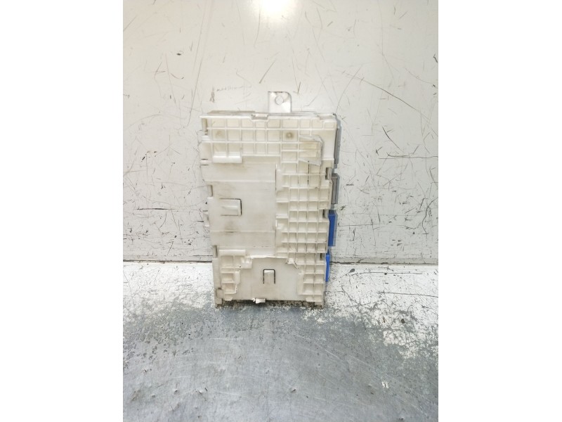 Recambio de modulo electronico para mazda 3 lim. (bl) luxury referencia OEM IAM BDB667560G K40009A19A VPSALF14B205GG