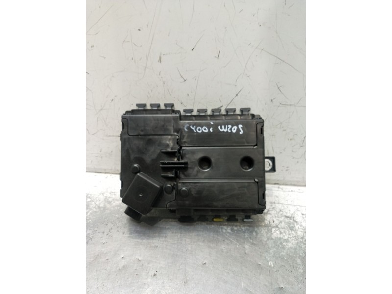 Recambio de modulo electronico para mercedes-benz clase c (w205) c 400 4-matic (205.066) referencia OEM IAM A2055402850 H8251020