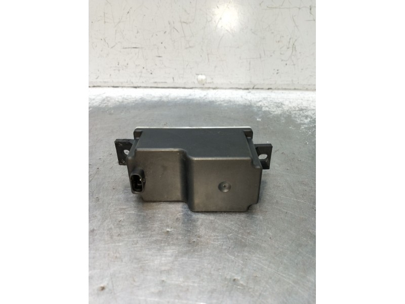 Recambio de modulo electronico para mercedes-benz clase c (w205) c 400 4-matic (205.066) referencia OEM IAM A2059052809 15150010