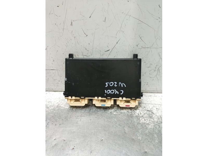 Recambio de modulo electronico para mercedes-benz clase c (w205) c 400 4-matic (205.066) referencia OEM IAM A2059000109 A2059015