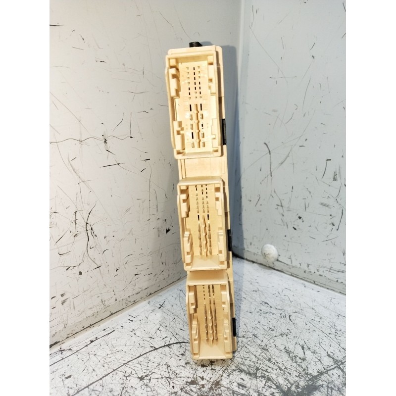 Recambio de modulo electronico para mercedes-benz clase c (w205) c 400 4-matic (205.066) referencia OEM IAM A2059009908 A2059015