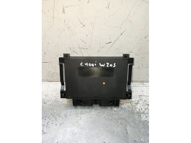 Recambio de modulo electronico para mercedes-benz clase c (w205) c 400 4-matic (205.066) referencia OEM IAM A2059007705 A0009016