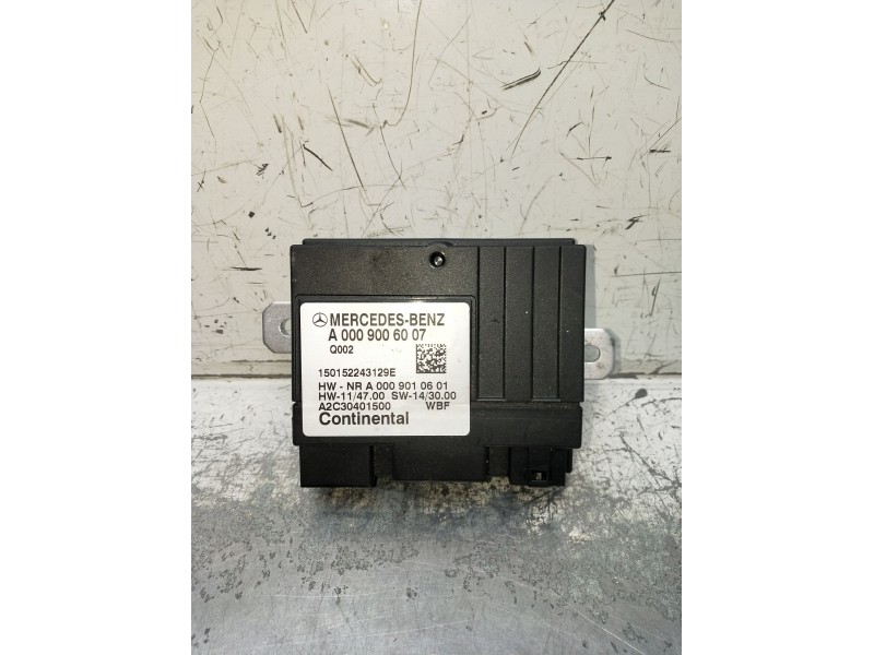 Recambio de modulo electronico para mercedes-benz clase c (w205) c 400 4-matic (205.066) referencia OEM IAM A0009006007 A0009010