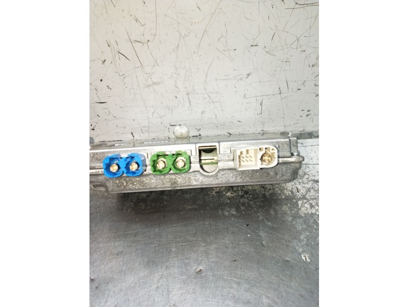 Recambio de modulo electronico para mercedes-benz clase c (w205) c 400 4-matic (205.066) referencia OEM IAM A2059001217 A2059027