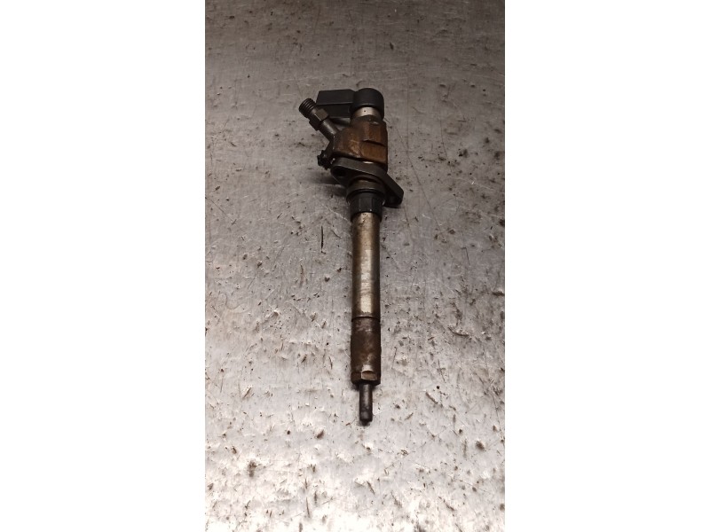 Recambio de inyector para peugeot 407 sw (6e_, 6d_) 2.0 hdi 135 referencia OEM IAM 9657144580 SIEMENS 