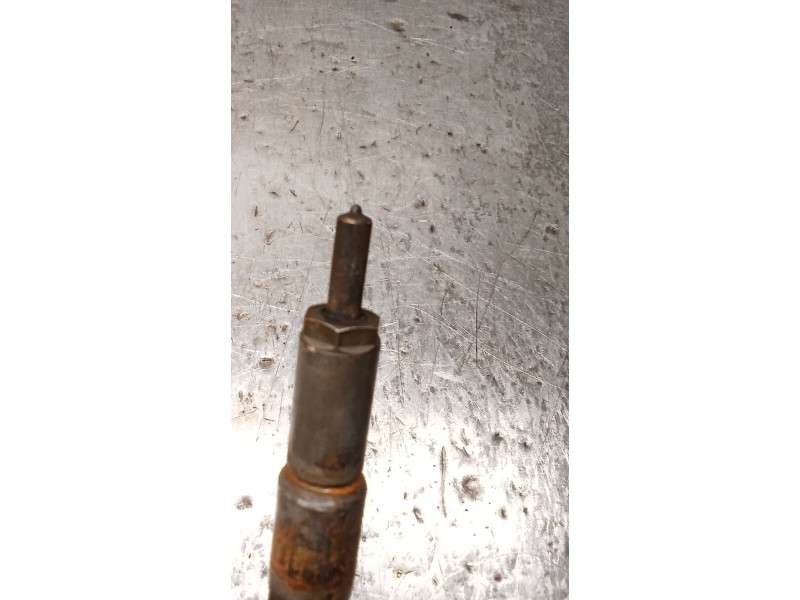 Recambio de inyector para citroën c4 lim. seduction referencia OEM IAM 9674973080 50274V05 CONTINENTAL